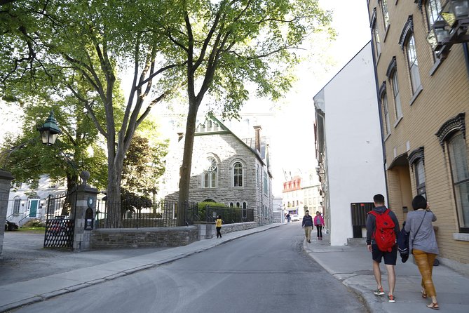 Private Guided Quebec City Walking Tour With Funicular Included - Booking Information and Reservations