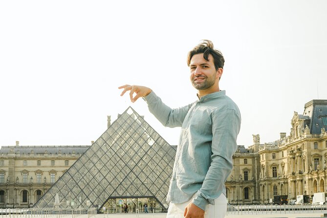 Private Photo Shoot at the Louvre
