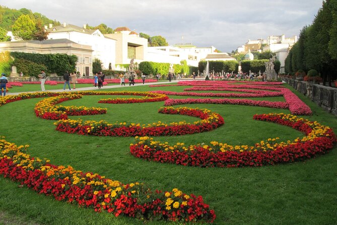 Salzburgs Private Introductory Tour With Historian Guide - Common questions