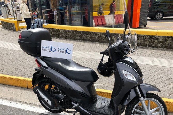 Scooter Tour In Naples - Common questions