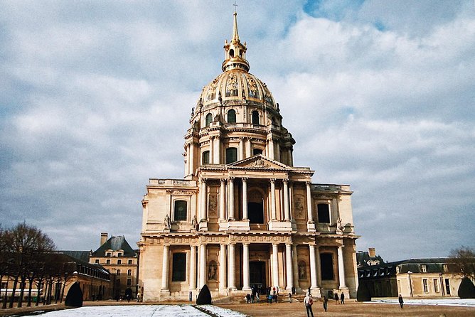 Skip-the-line Invalides Dome Louis XIV & Napoleon Tour - Semi-Private 8ppl Max - Common questions