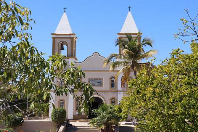 Small Group City Tour Los Cabos With Lunch Tequila and Candy - Common questions