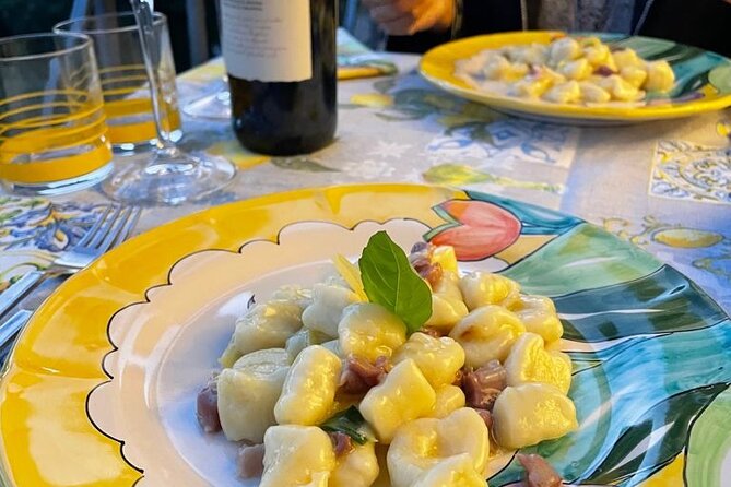 Small Group Positano Cooking Class Gnocchi Tiramisù With Drinks - Common questions