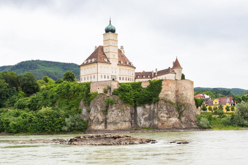 Vienna: Wachau, Melk Abbey, and Danube Valleys Tour - Common questions
