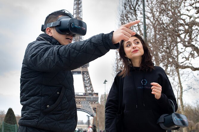 Virtual Reality Guided Tour at the Eiffel Tower - Common questions