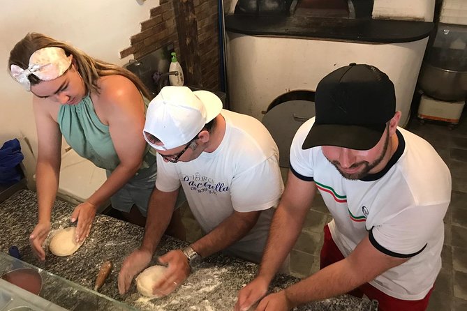 Authentic Pizza Class With Drinks Included in the Center of Naples - Common questions