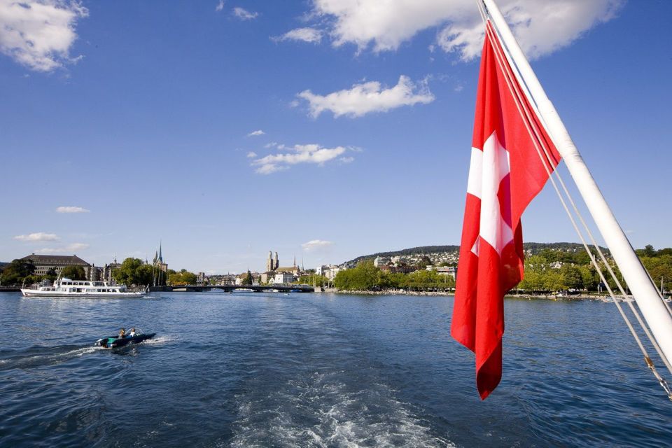 Zürich: City Tour, Cruise, and Lindt Home of Chocolate Visit - Common questions