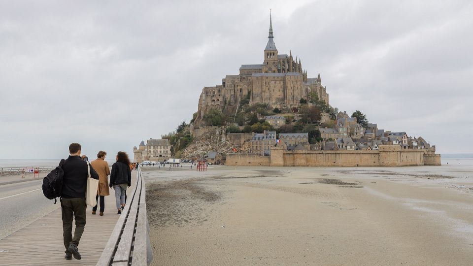 From Paris: Mont St Michel and Loire Valley 2 Day Tour - Common questions