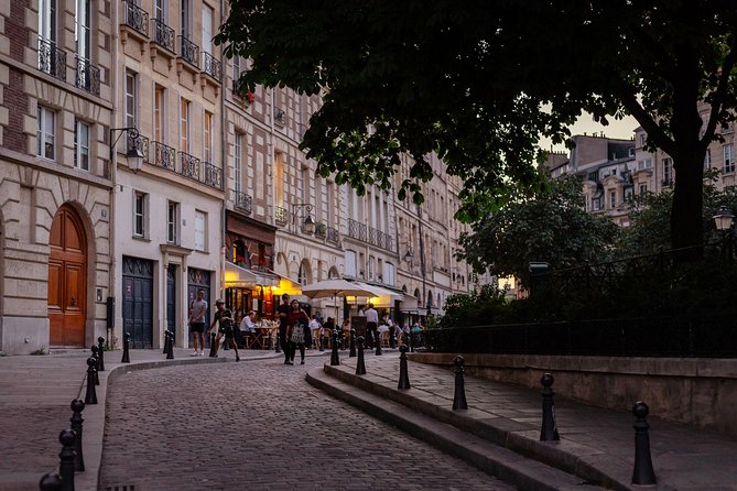 A Magical Evening in Paris With Locals: PRIVATE City Walking Tour - Key Points