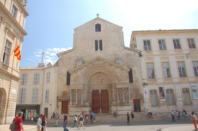 Arles Private Half-Day Old Town Tour - Key Points