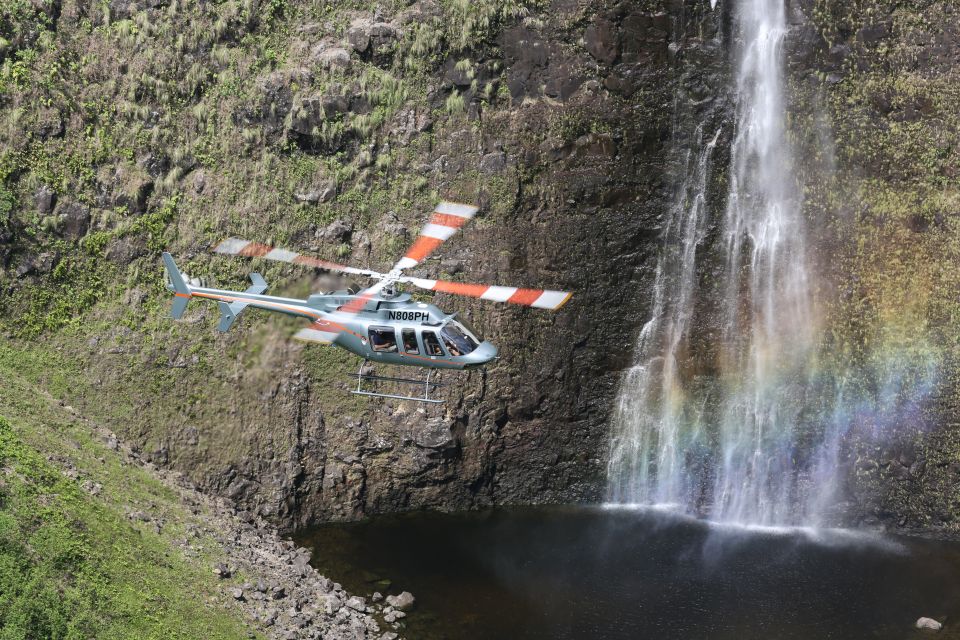 Big Island: Circle Island Helicopter Tour From Kona - Key Points