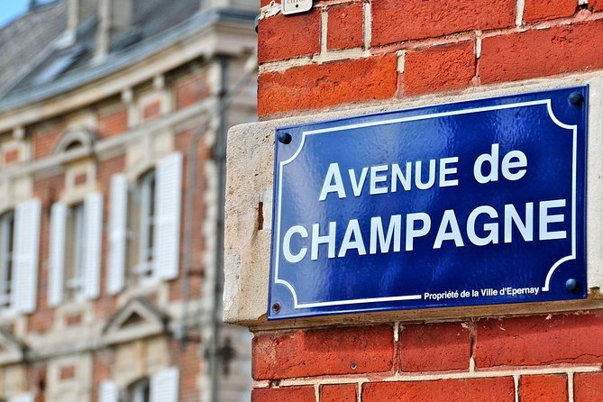 Champagne Private Wine Day Trip With Lunch and Wine Tastings - Key Points