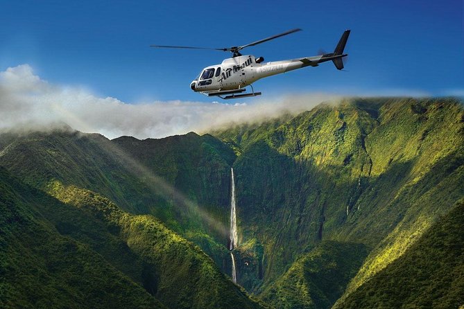 Complete Island 60-Minute Helicopter Tour - Tour Highlights