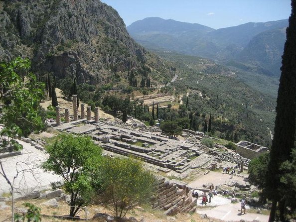 Delphi English Day Trip From Athens - Key Points