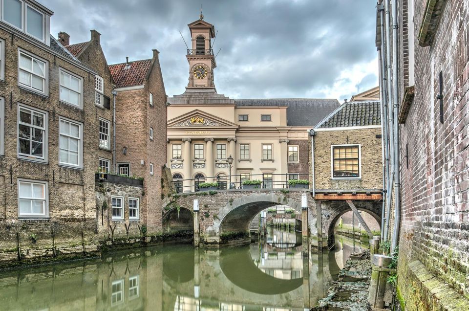 Dordrecht: Walking Tour With Audio Guide on App - Key Points