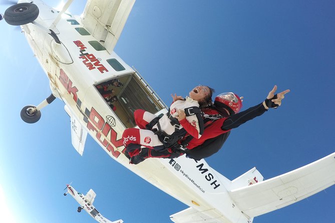 Double Parachute Jump in São Paulo With 50 Seconds of Free Fall  - Sao Paulo - Key Points