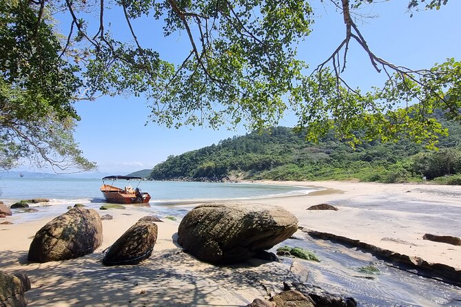 Ecological Boat Tour 10 Deserted Beaches - Waterfall Trails-by Zimbros Ecotour - Key Points