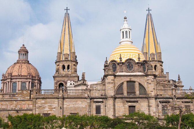 Experience the Sites of Guadalajara With a Local Guide. - Key Points