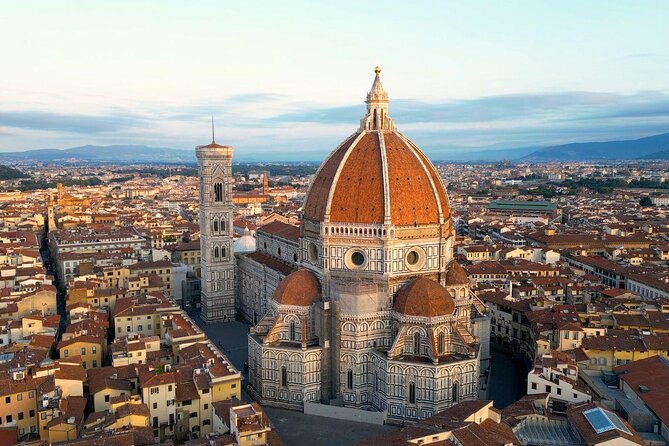 Florence Sightseeing Walking Tour With a Local Guide - Key Points
