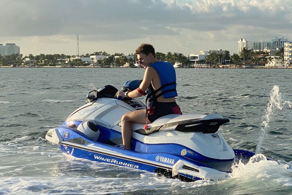 Ft. Lauderdale: Hollywood Beach Jet Ski Rental - Key Points