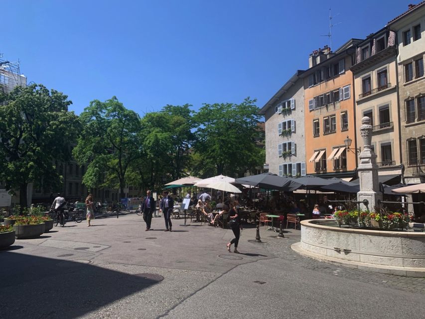 Geneva: Old Town Self-Guided Audio Tour - Key Points