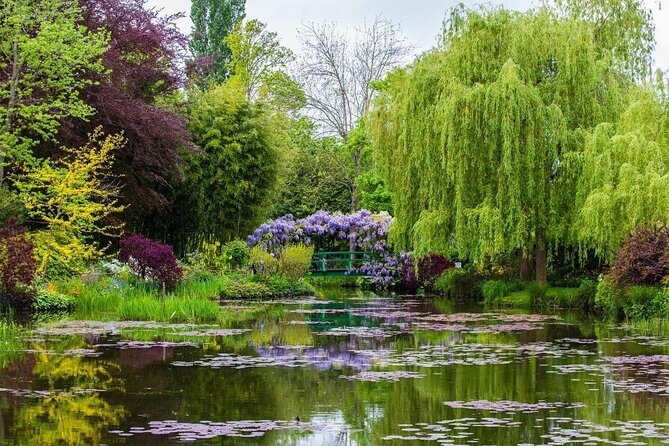 Giverny Monet'S House and Gardens Half Day Tour From Paris - Key Points