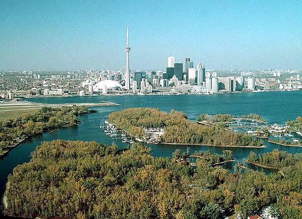 Guided Bicycle Tour - Toronto Waterfront, Island and Distillery - Key Points
