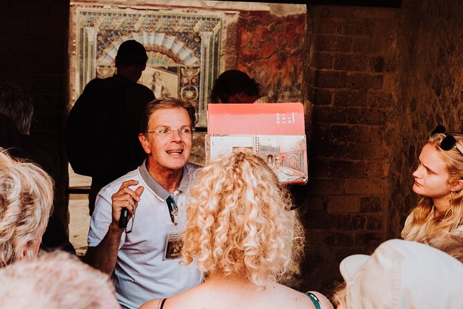 Herculaneum Small Group Tour With an Archaeologist - Key Points