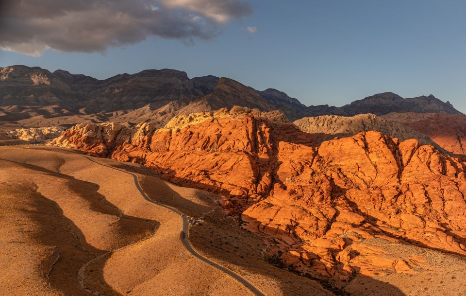 Las Vegas: Red Rock Canyon Helicopter Landing Tour - Key Points