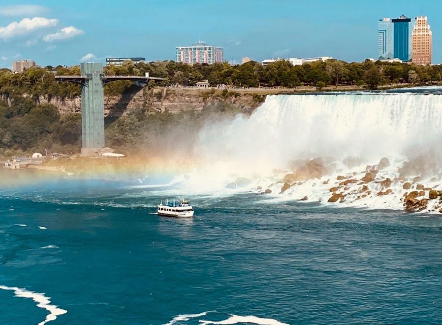 Niagara Falls: Luxury Private Tour With Winery Stop - Key Points