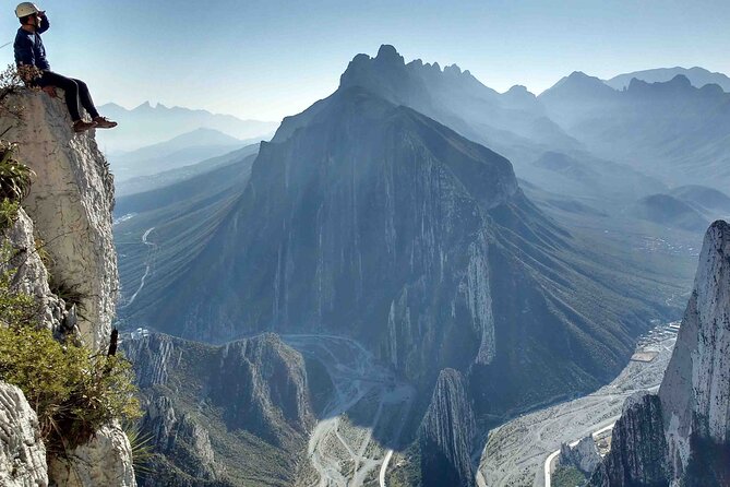 Nido De Los Aguiluchos, Monterrey: Hiking Rock Climbing 3 Rappels - Key Points