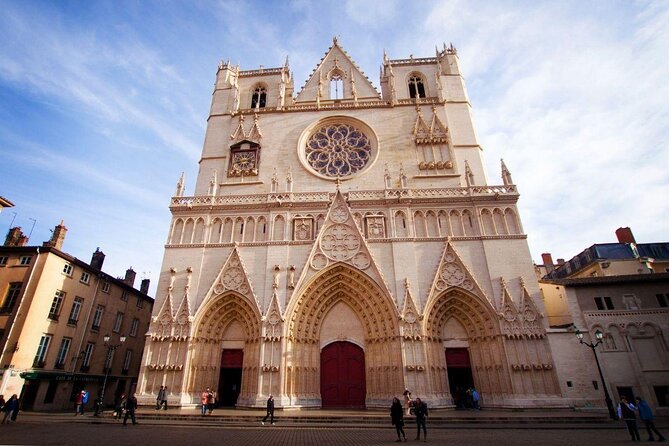 Old Lyon Private Tour: Cathedral and Traboules - Key Points