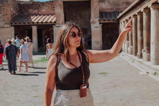 Pompeii Private Tour With an Archaeologist Guide - Key Points