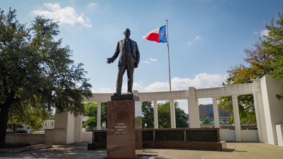 The Legacy Lives: Private Tour of JFK Assassination Sites - Key Points