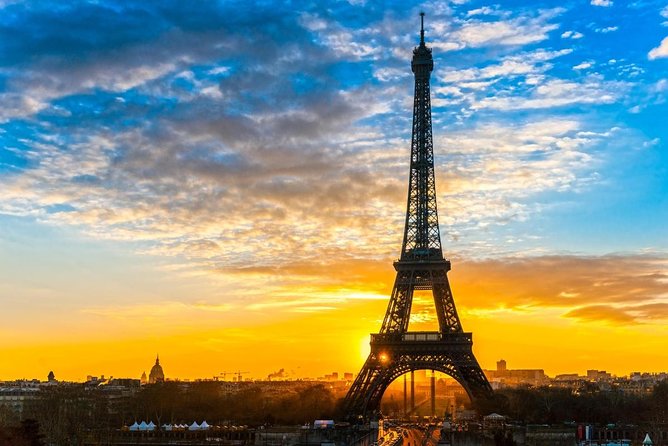 The Paris Monuments Tour - Key Points