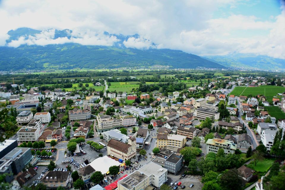 Vaduz Private Guided Walking Tour - Key Points