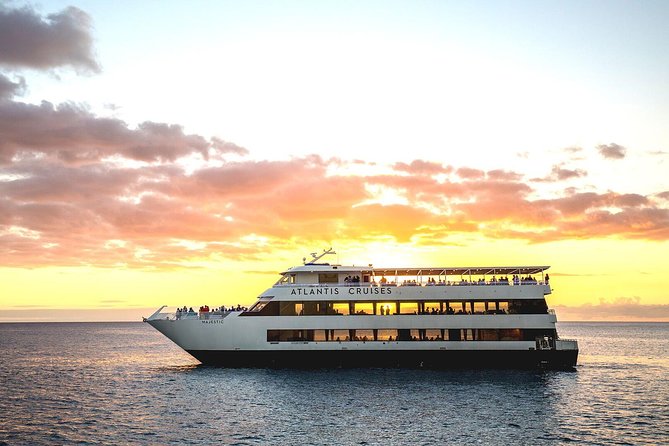 Waikiki Sunset Cocktail Cruise Aboard the Majestic by Atlantis - Key Points