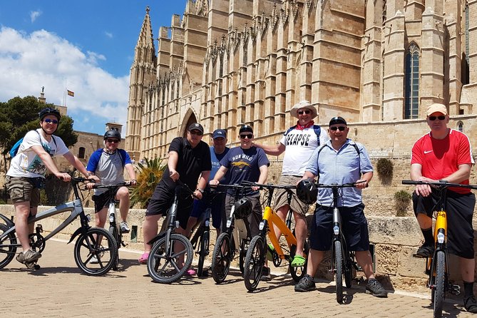 3 Hours Historical E-Bike Tour in Palma De Mallorca