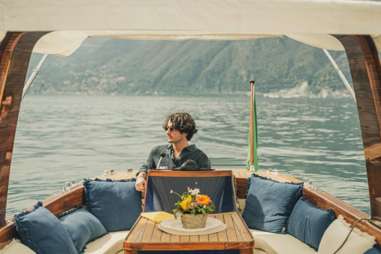 3 Hours Private Boat Tour on Como Lake Bellagio (Wood Boat)