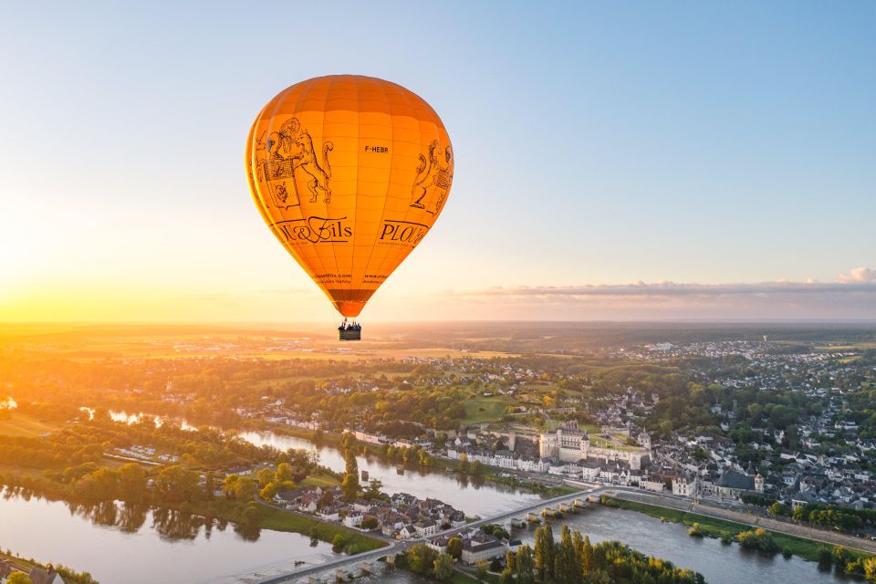 Amboise Hot-Air Balloon VIP for 5 Over the Loire Valley - Activity Details