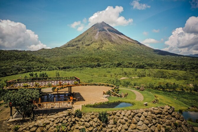 Arenal Volcano National Park Hiking Tour From La Fortuna