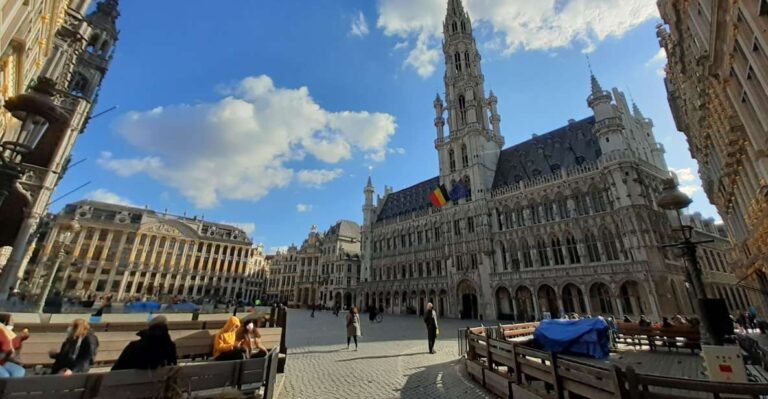 Brussels: Guided Tour “Origen De Bruselas”
