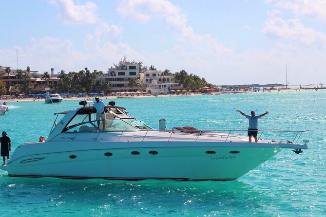 Cancun Private Yacht Rental: 48-Foot (15-Meter) Sea Ray for 15