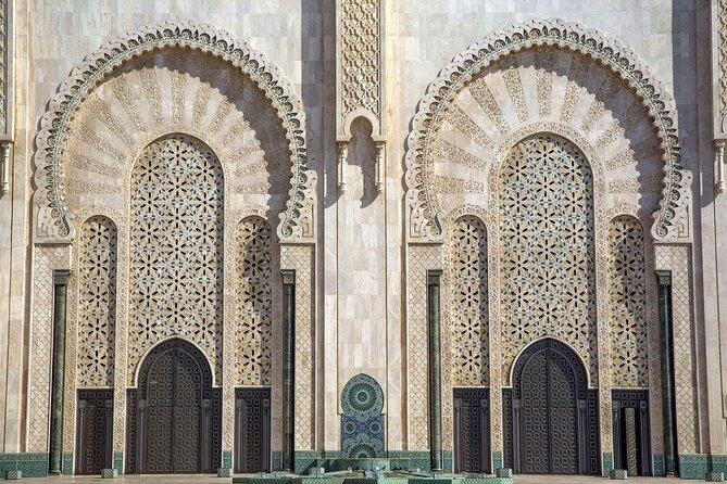 Casablanca Guided Private Tour Including Mosque Entrance - Tour Details and Logistics