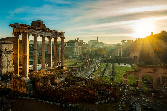 Colosseum and Roman Forum Semi-Private Guided Tour