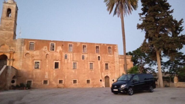 Crete: Private Transfer To/From Chania Port/Airport/Town