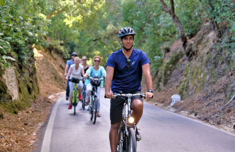 From Lisbon: Sintra Bike Tour With Lunch and 2 Attractions
