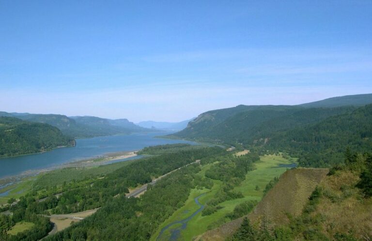 From Troutdale: Eagle Creek Gorge Helicopter Tour