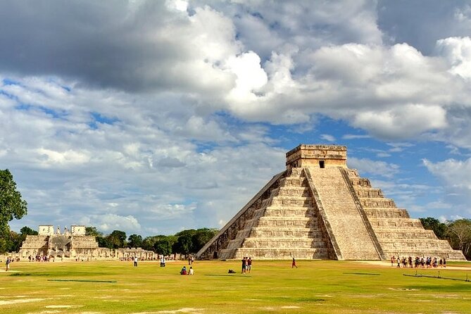 Full-Day Chichen Itza, Coba and Tulum Private Tour With Lunch