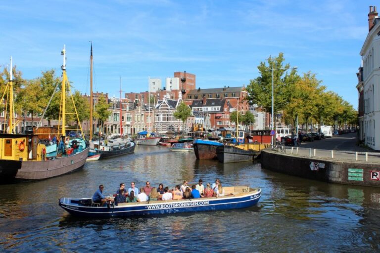 Groningen: Open Boat City Canal Cruise